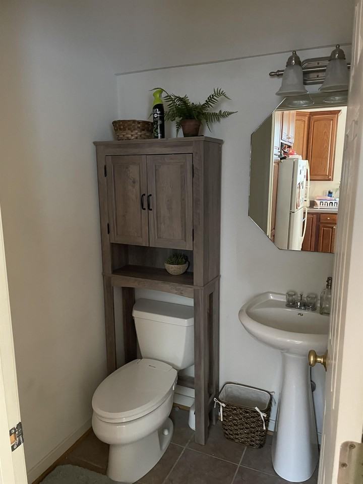 555 Station Lane - Photo 6 of 18