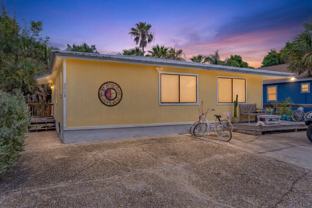 206 10th St B - Photo 1 of 1