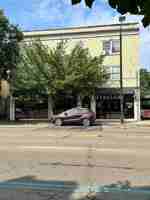 featured image of 776 N Main St
