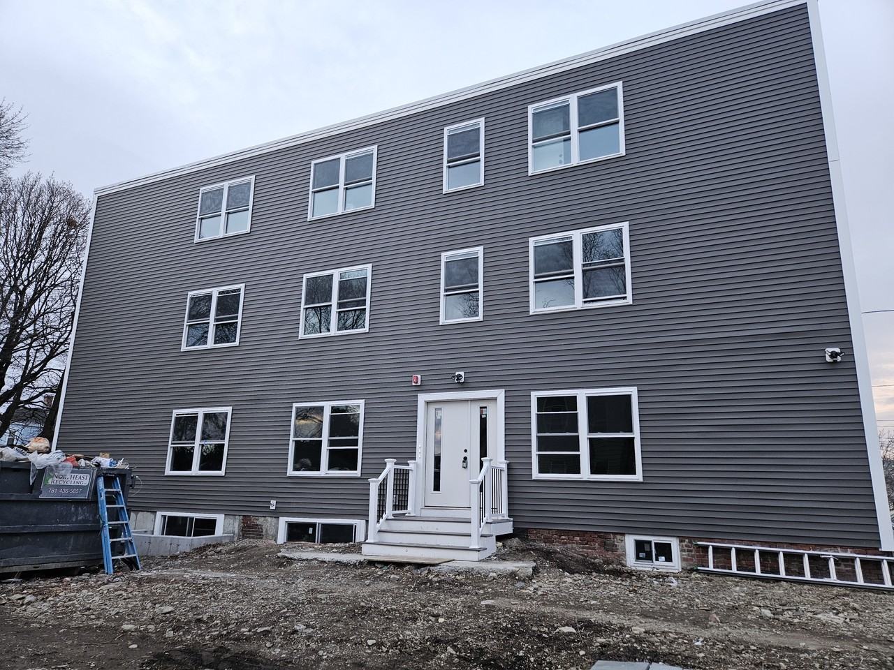 32 Irving St #1