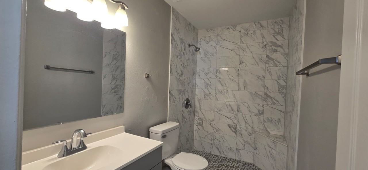 5657 Struthers Court - Photo 7 of 17