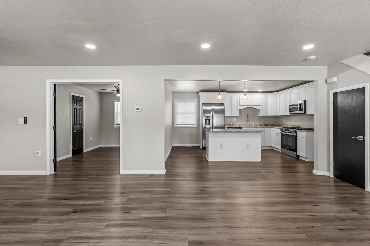 1408 Quiet Ct #1 - Photo 2 of 37