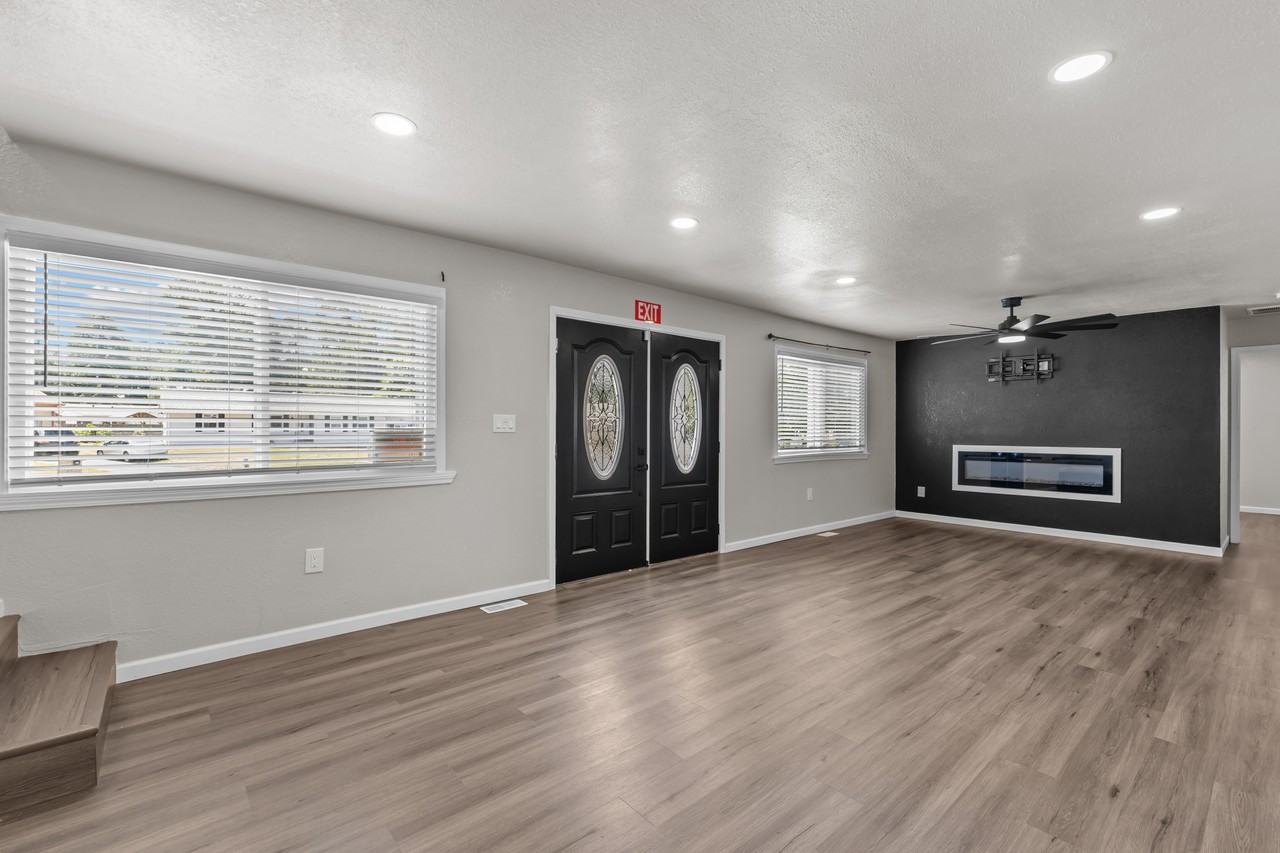 1408 Quiet Ct #1 - Photo 4 of 37