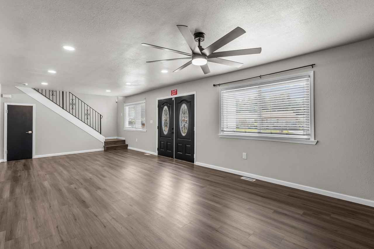 1408 Quiet Ct #1 - Photo 5 of 37
