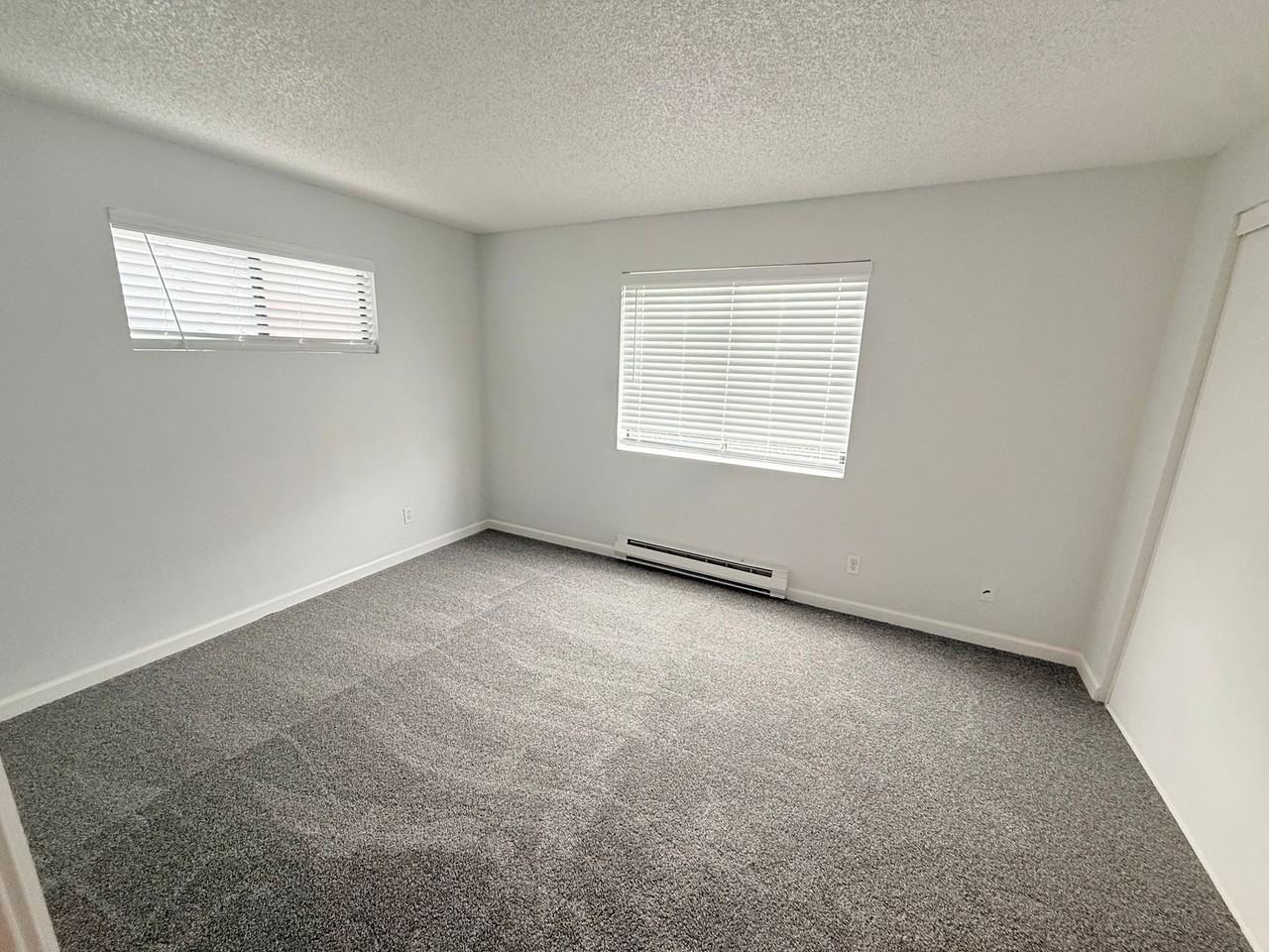 Redondo Terrace: Renovated Units, W/D in Unit, Private Balcony, Fireplace - Photo 7 of 31