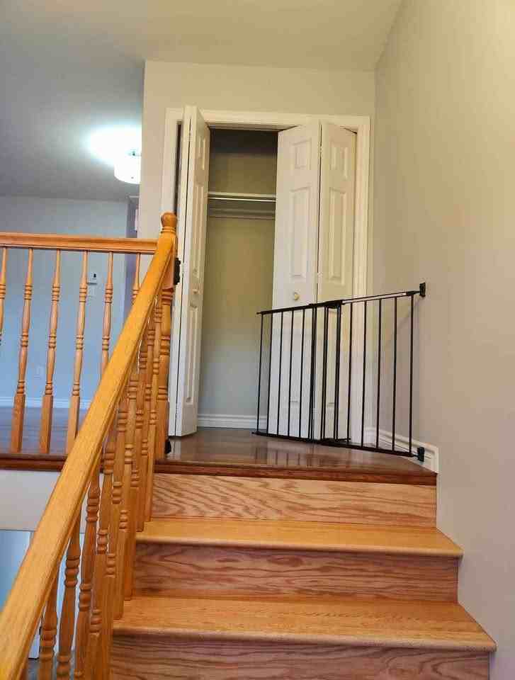 215 Jeep Cres #1 - Photo 3 of 22