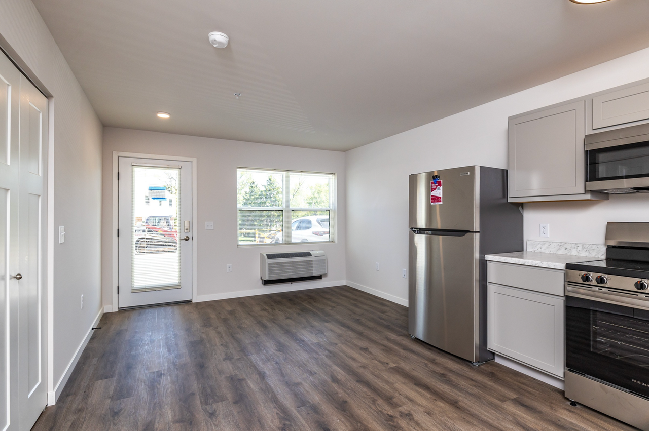 The Berg Apartments - Photo 3 of 44