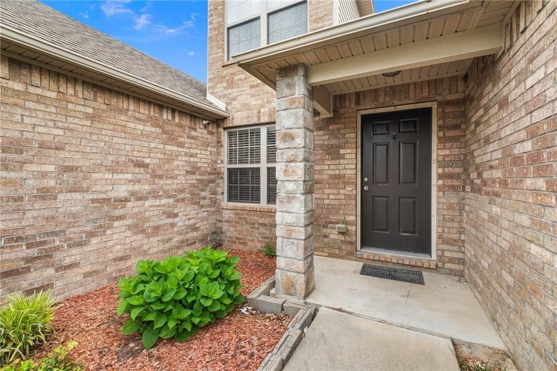 3472 Whispering Spring Ave - Photo 4 of 29