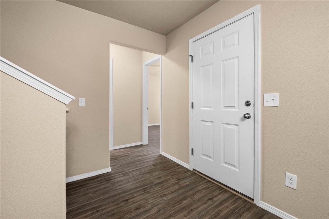 3472 Whispering Spring Ave - Photo 5 of 29