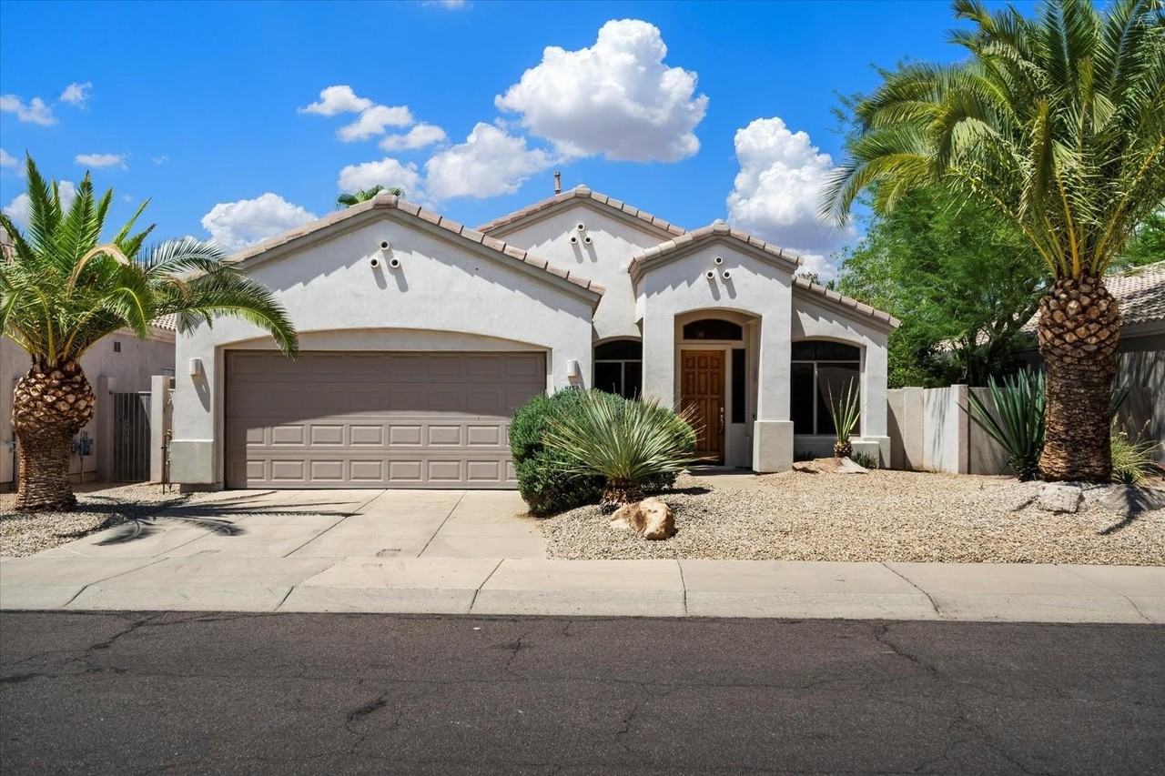 8158 E Rita Dr - Photo 2 of 25