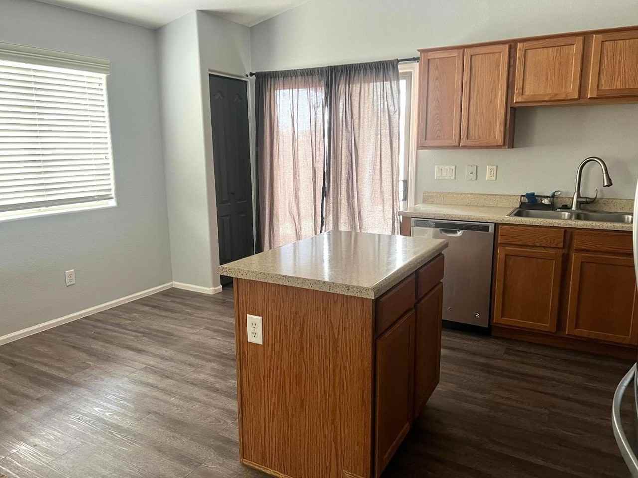28496 N Dolomite Ln - Photo 7 of 25