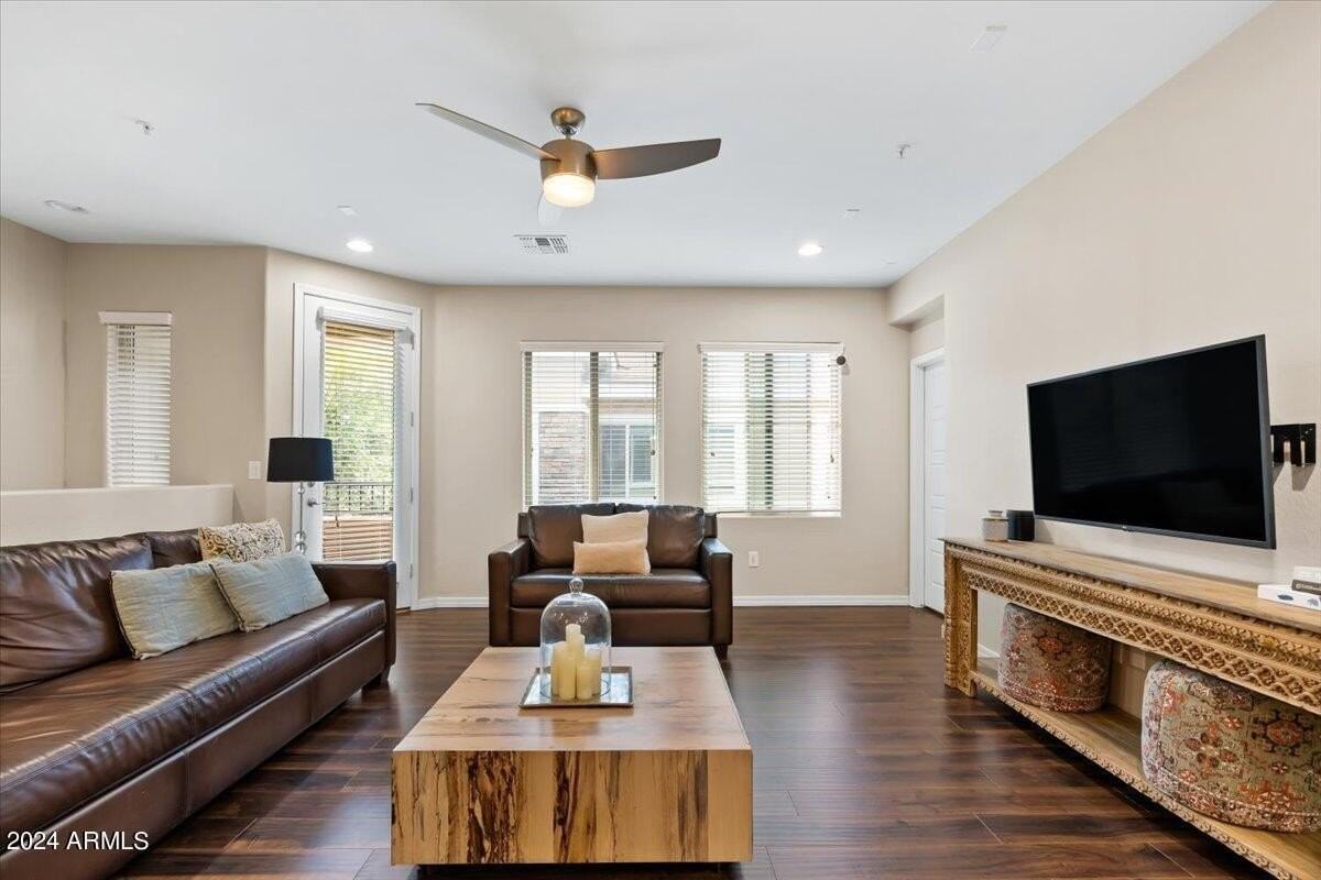 5550 N 16th St #140 - Photo 7 of 28