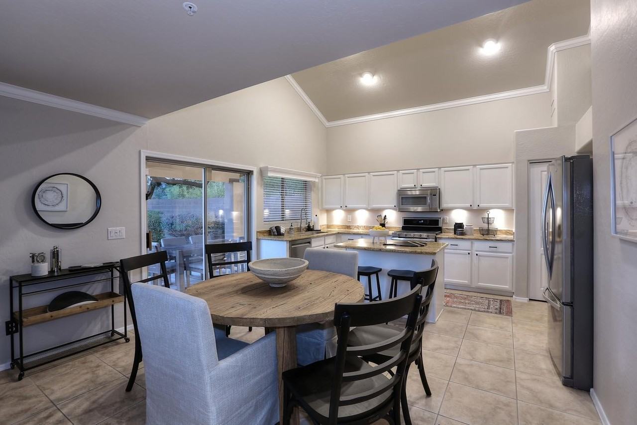 10354 E Raintree Dr - Photo 5 of 47