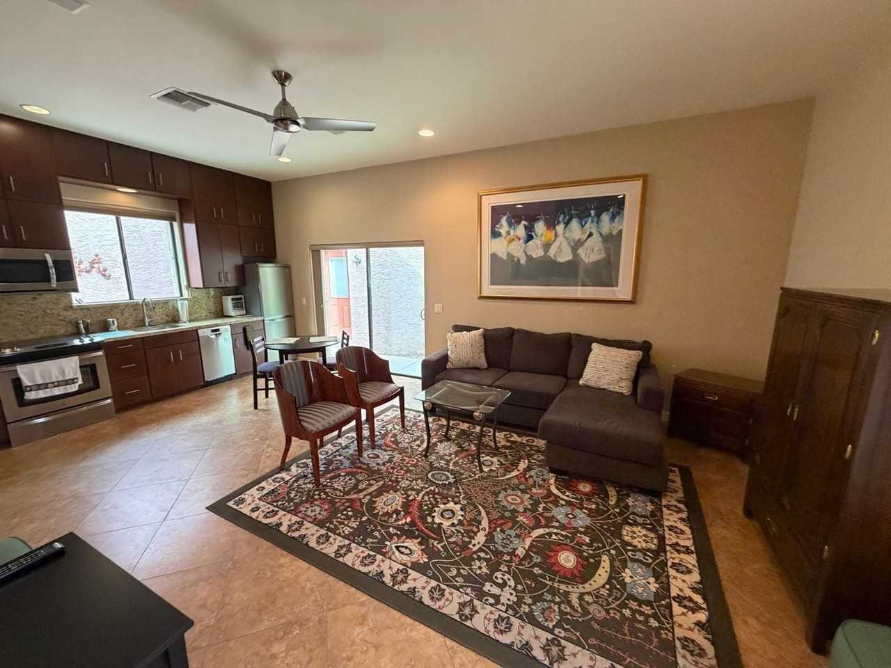 4132 E Grandview Cir - Photo 4 of 25