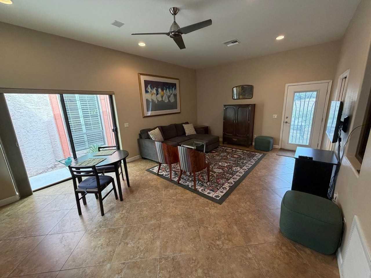 4132 E Grandview Cir - Photo 6 of 25