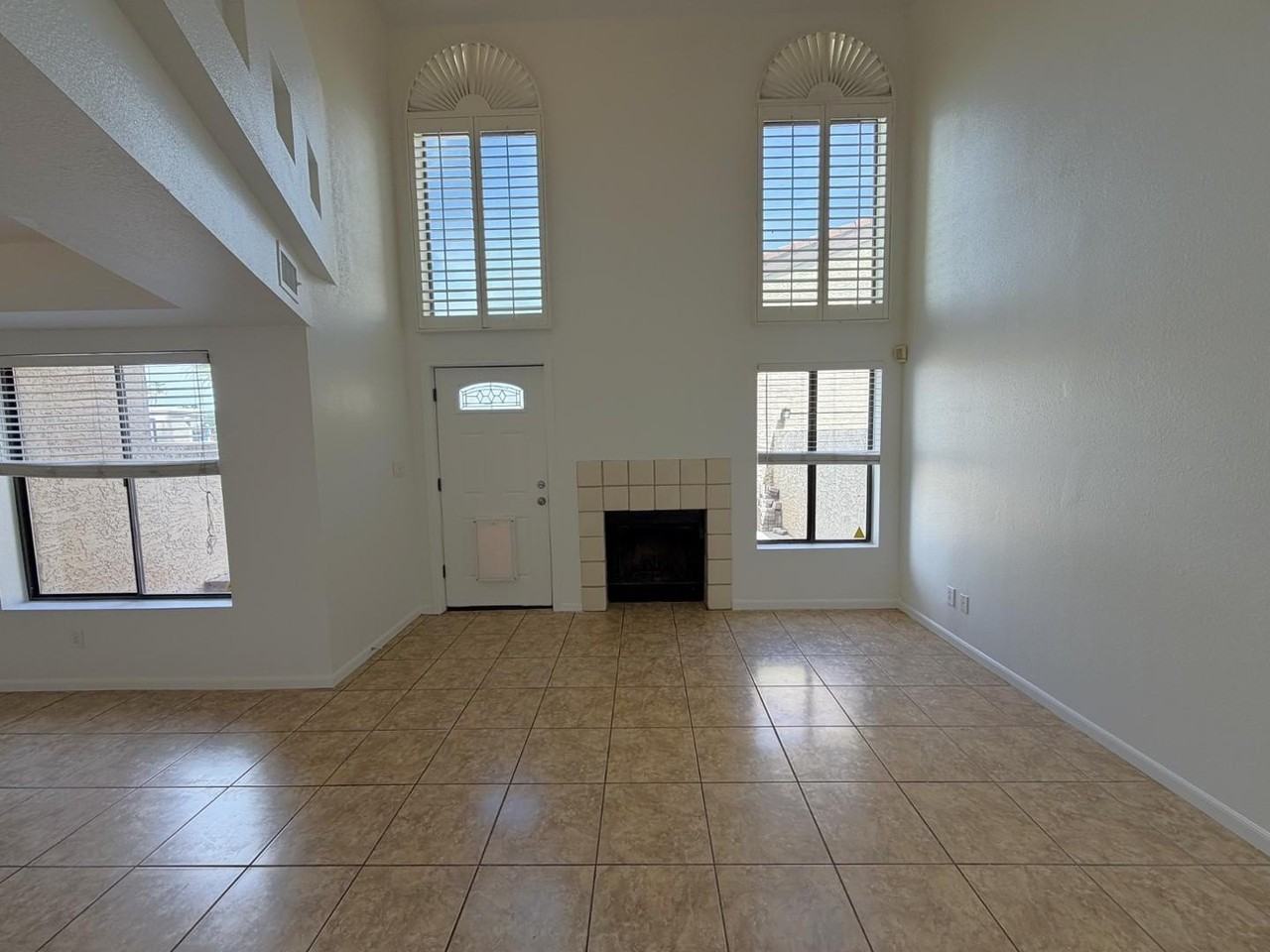 7835 E Glenrosa Ave #2 - Photo 5 of 42