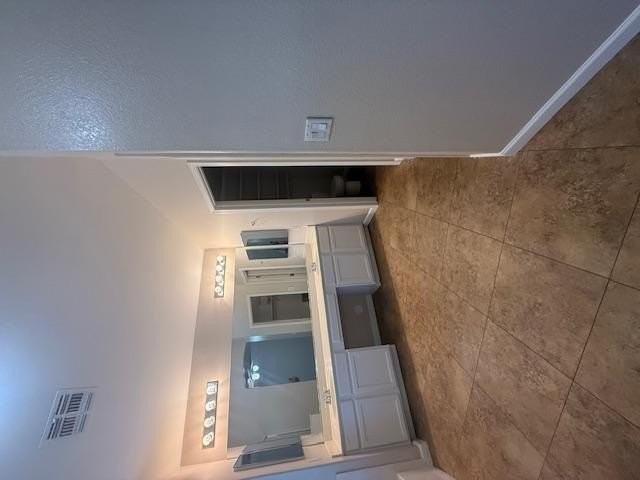 1137 S Larkspur St - Photo 6 of 25