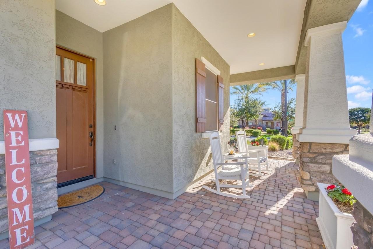 2555 S Benton - Photo 4 of 50