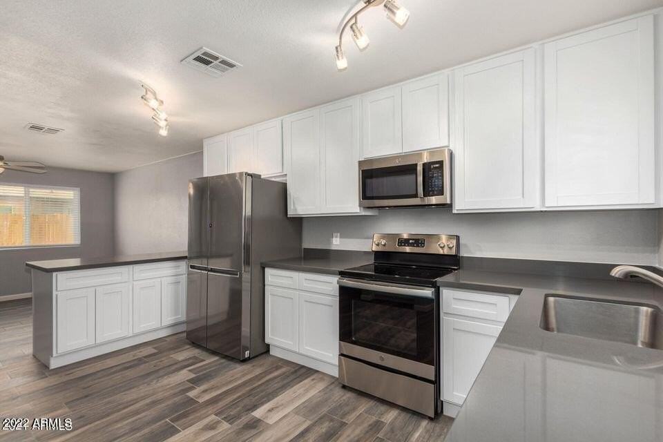 3 N Naco Way #2 - Photo 2 of 15