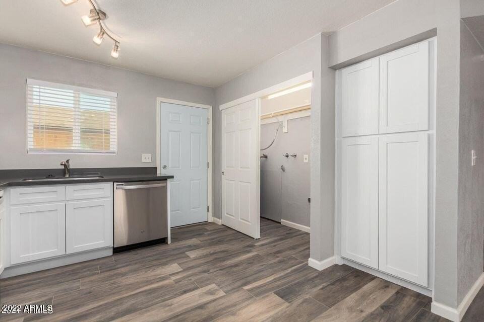 3 N Naco Way #2 - Photo 4 of 15