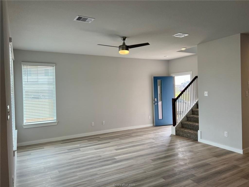 1131 Amistad Loop - Photo 4 of 18