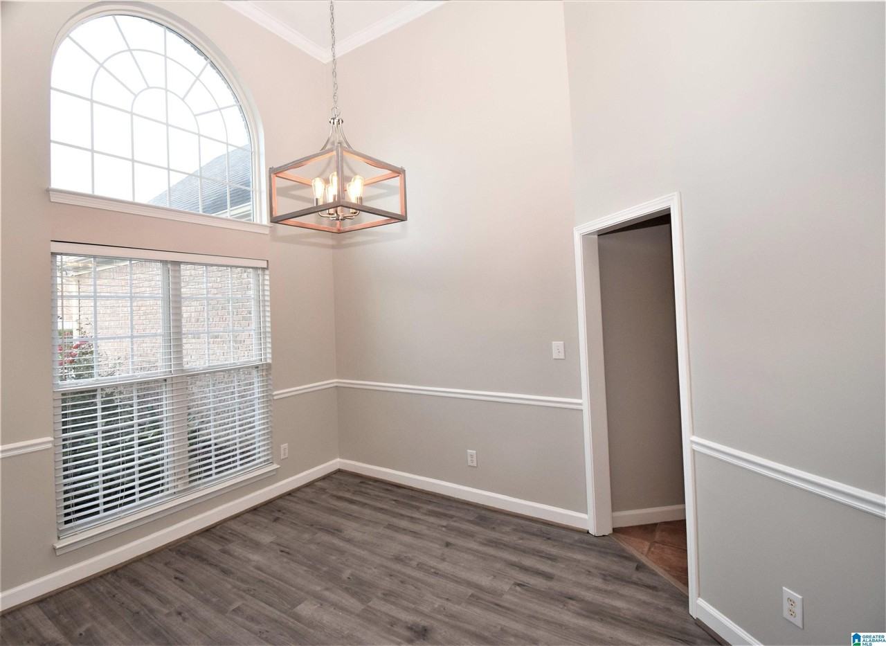 5725 Riverbirch Dr - Photo 6 of 13
