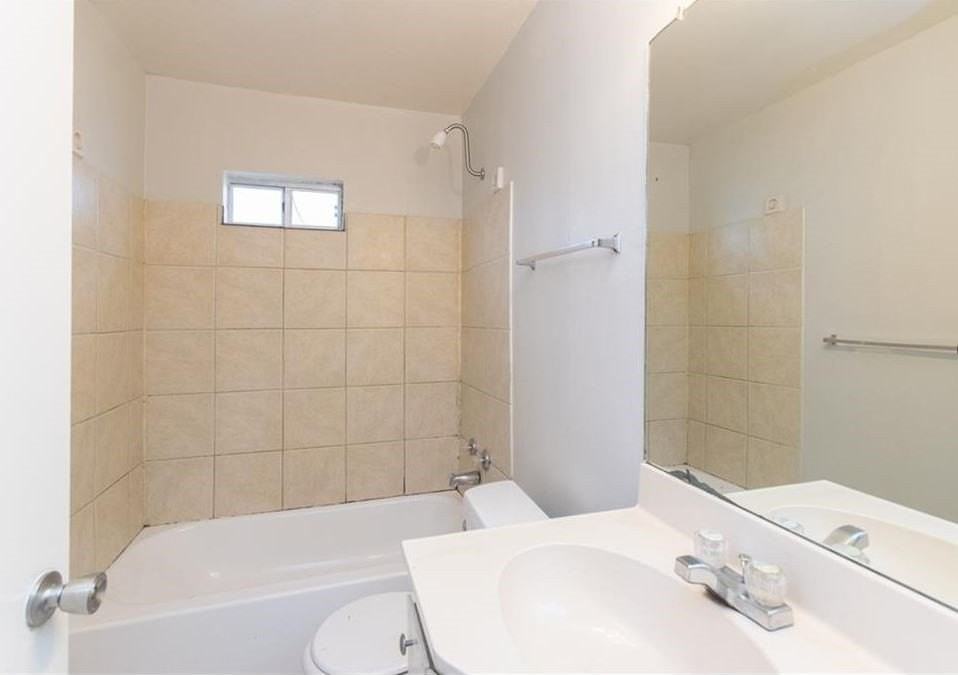 1534 Lazy Ln - Photo 4 of 8