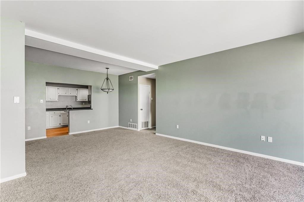 520 S Chaparral St #501 - Photo 7 of 34