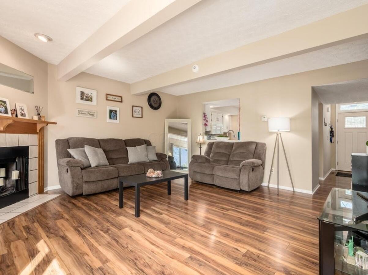 6985 Muirfield Dr - Photo 5 of 31