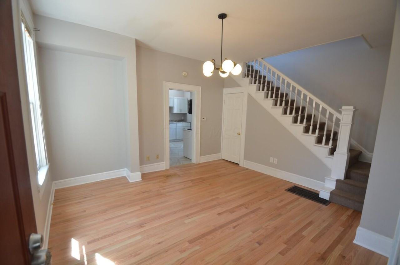163 W 5th Ave - Photo 3 of 16