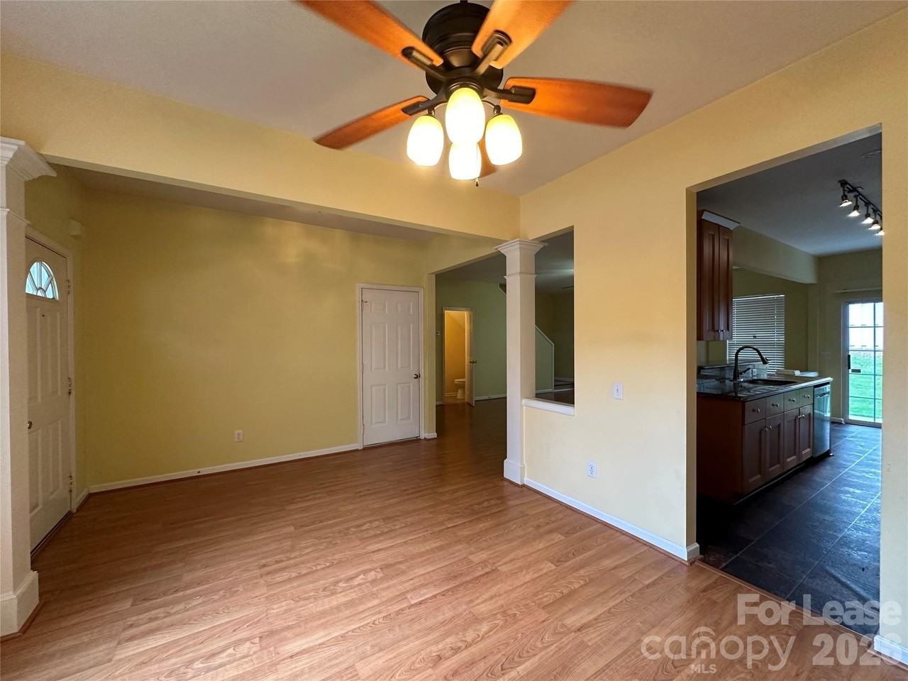 6954 Beverly Springs Dr - Photo 5 of 27
