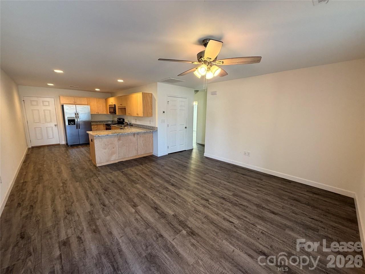 4013 Eugene Dr - Photo 2 of 9