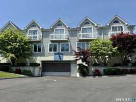 featured image of 115 Flax Hill Rd #10