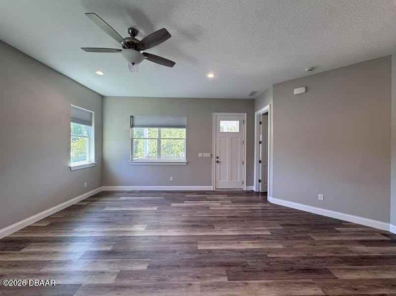 356 Seminole Dr - Photo 3 of 26