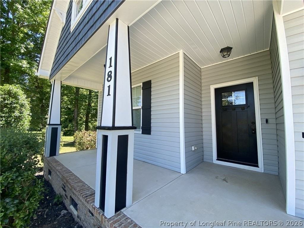 181 Fairfax Dr - Photo 2 of 31