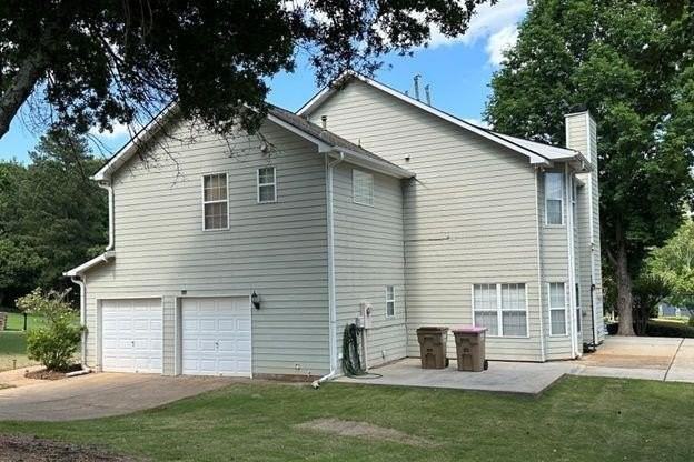 3065 Brookwater Dr - Photo 4 of 31