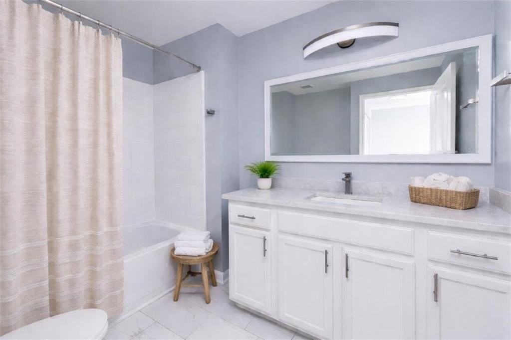 3040 Peachtree Rd Nw #613 - Photo 3 of 35