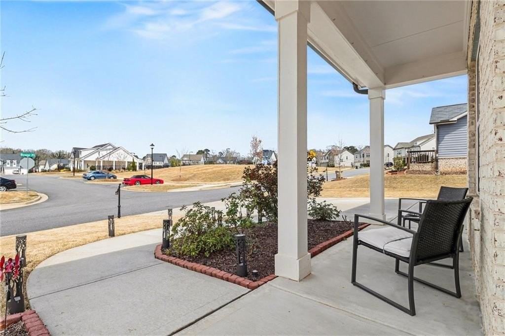 5510 Bower Pl - Photo 4 of 50