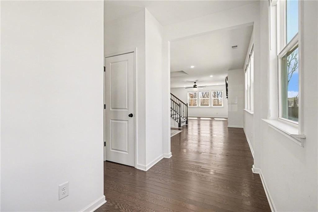 5510 Bower Pl - Photo 7 of 50