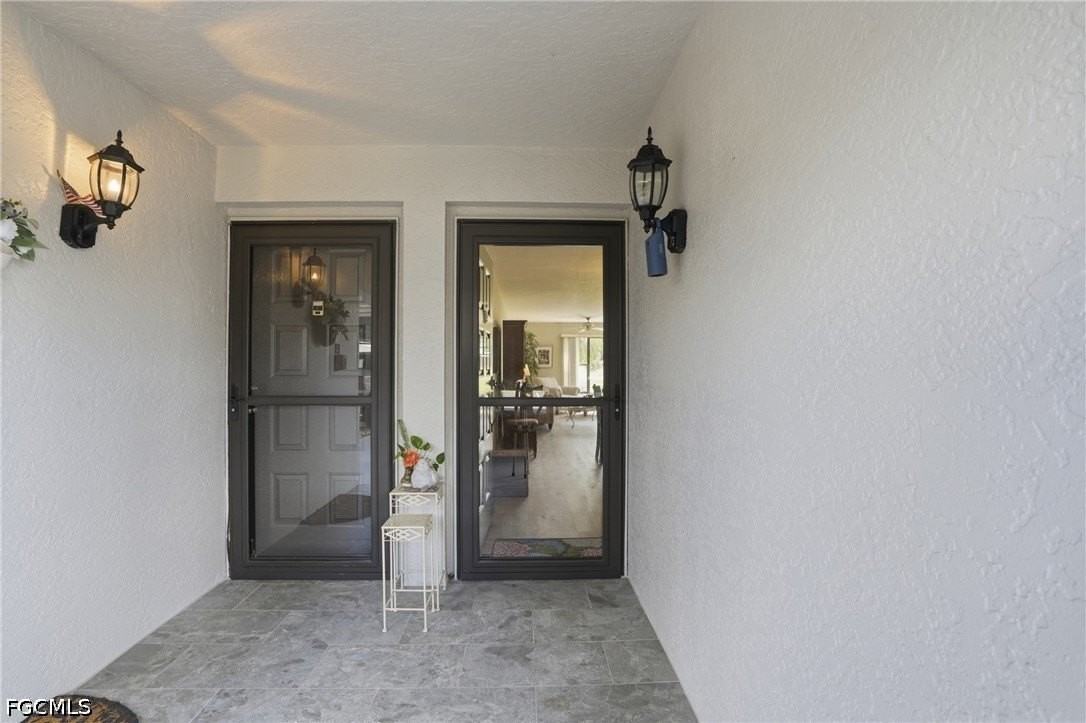 5905 Trailwinds Dr #816 - Photo 2 of 39