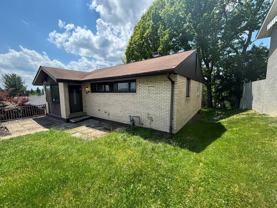 207 Kingston Dr - Photo 1 of 1