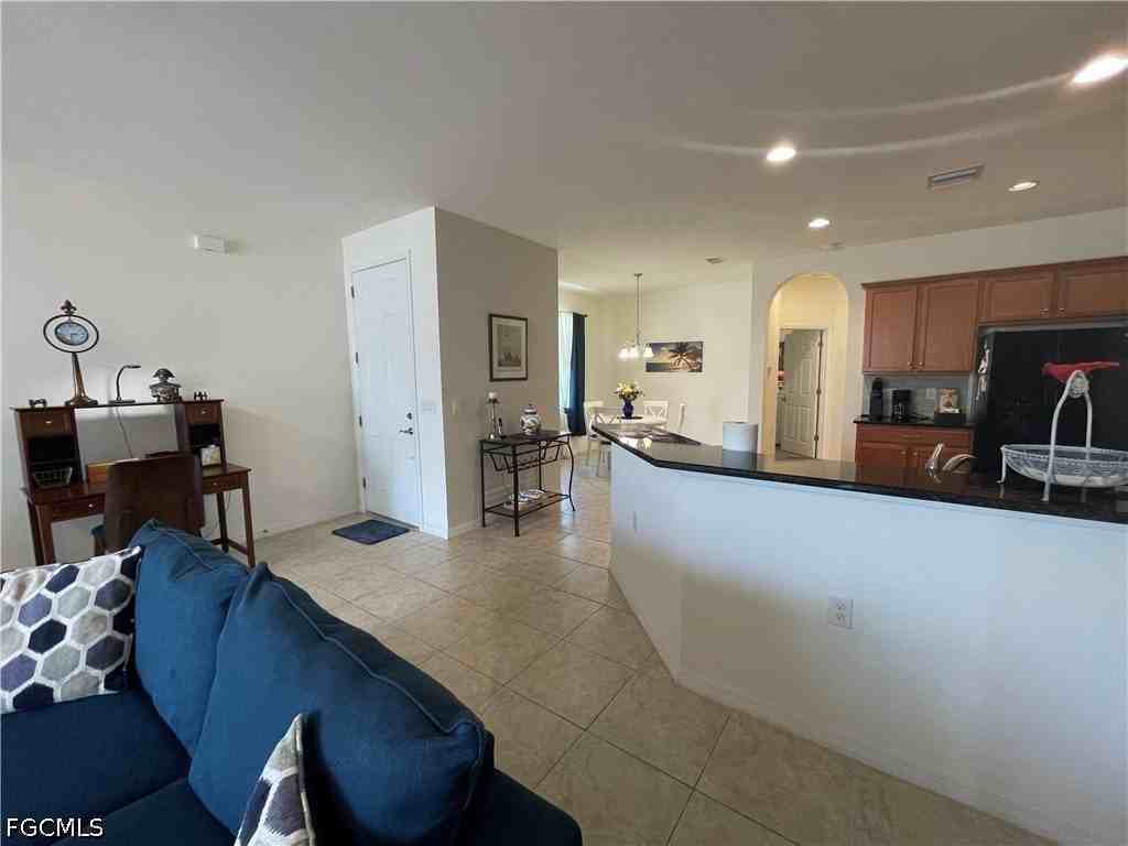 10457 Materita Dr - Photo 5 of 50