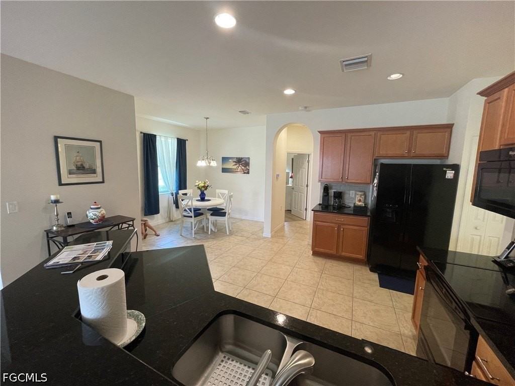 10457 Materita Dr - Photo 6 of 50