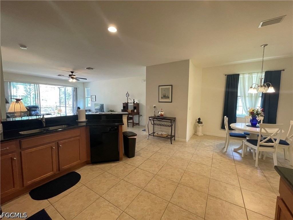10457 Materita Dr - Photo 7 of 50