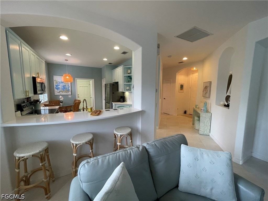10640 Camarelle Cir - Photo 7 of 50
