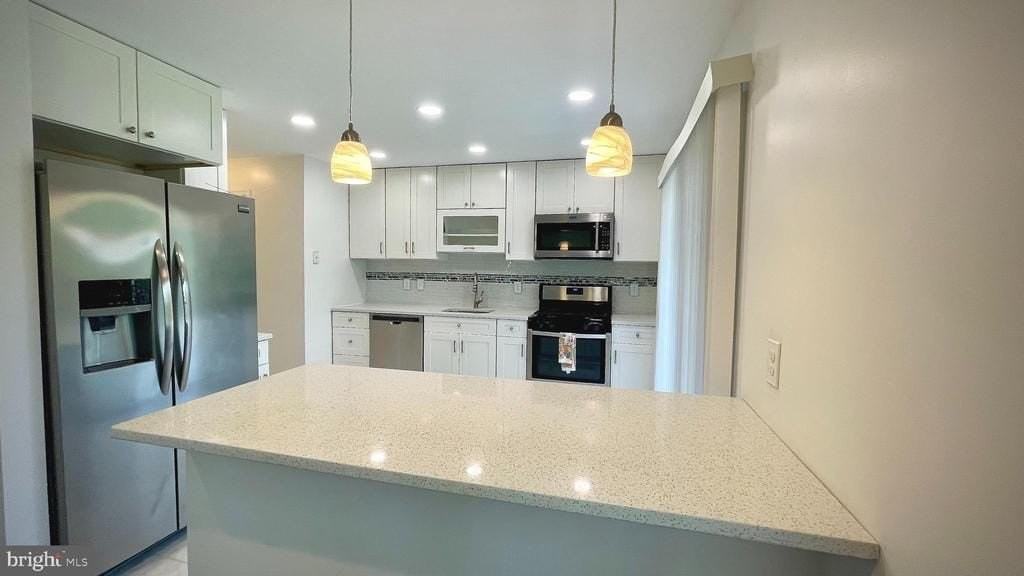 5905 Baltimore Dr - Photo 4 of 21