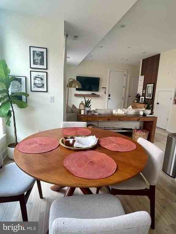 2547 Grays Ferry Ave #3 - Photo 6 of 27