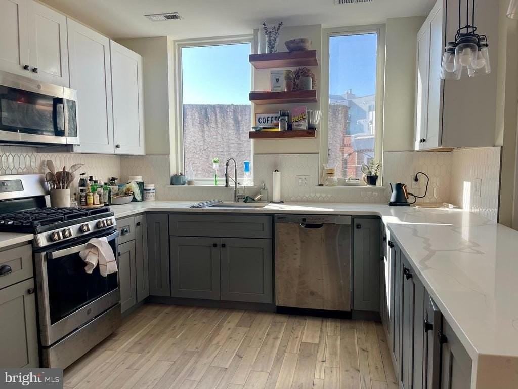 2547 Grays Ferry Ave #3 - Photo 7 of 27
