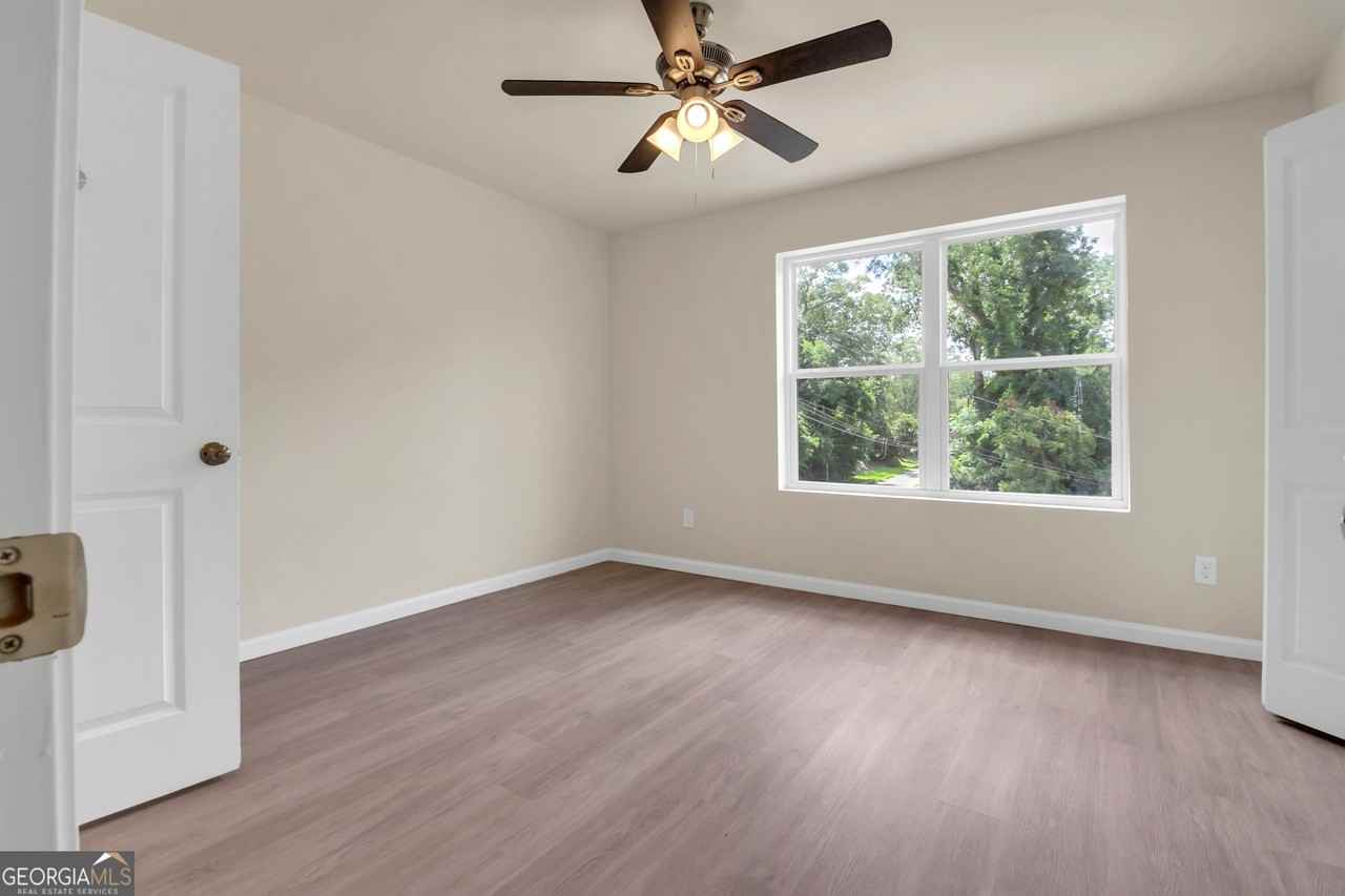 50 S Jackson St #202 - Photo 7 of 16