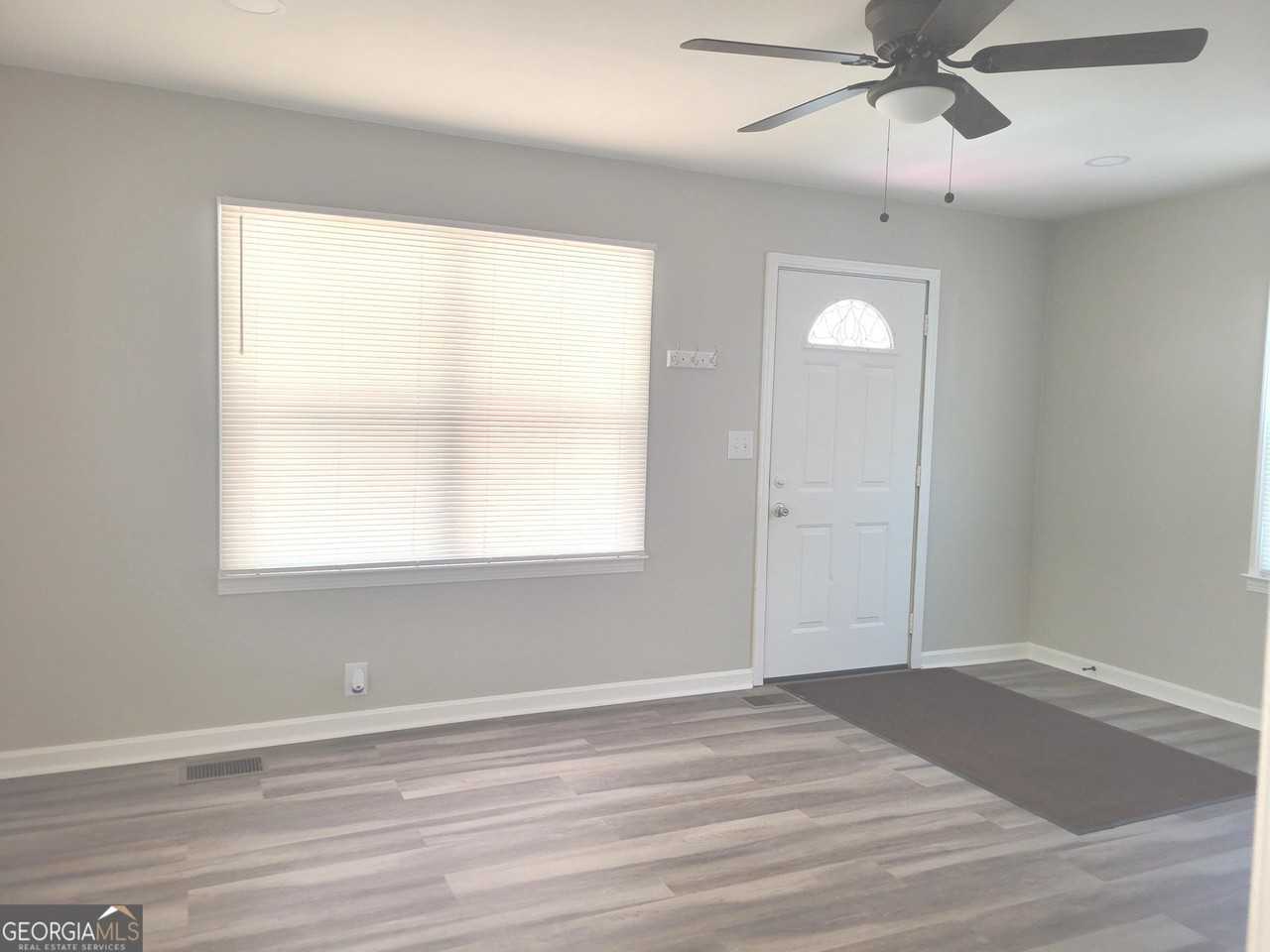 1243 Hill St Nw - Photo 5 of 24
